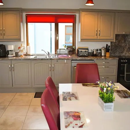 Heights Apartament Doolin